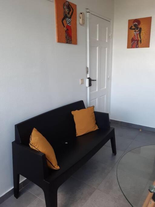 Grand Studio Climatise Avec Haut Debit Et Tv Tnt Fort-de-France Exterior photo